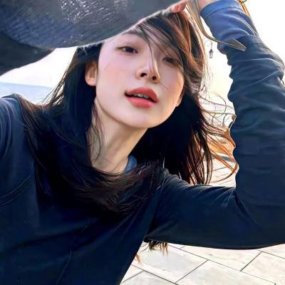 女孩向前走 在线观看